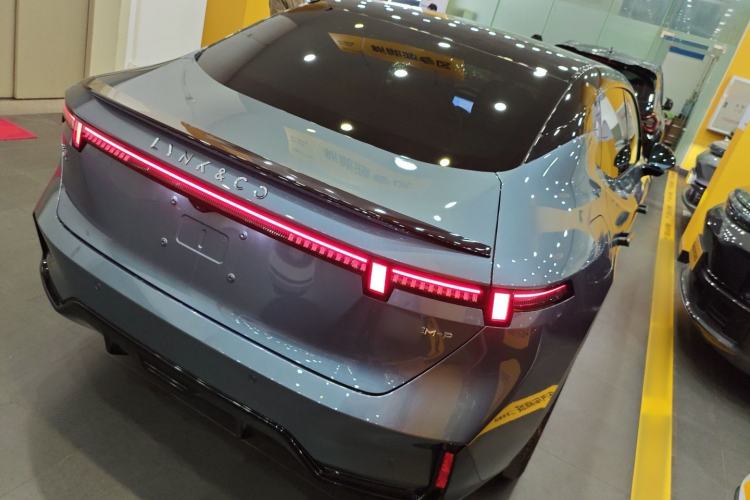 Used Lynk & Co 07 2024 EM-P 126 Long-Range Ultra