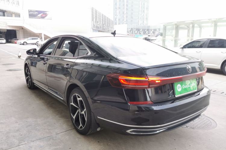 Used Volkswagen Passat 2023 Restyled 330TSI Starry Luxury Edition