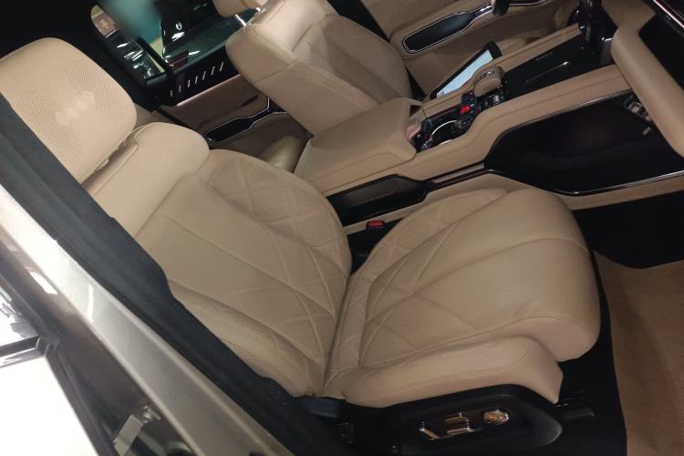 Used Formula Leopard 8 2025 Smart & Brave Flagship Edition 7 Seats
