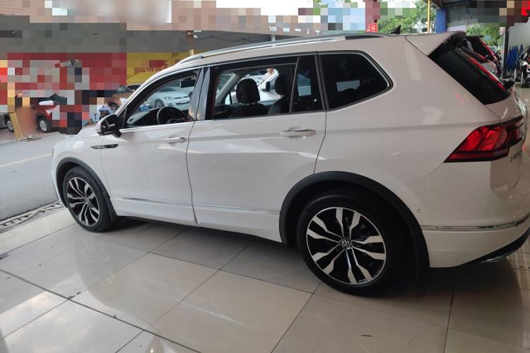 Used Volkswagen Tiguan L 2021 330TSI Automatic Two-Wheel Drive R-Line Enhanced Edition