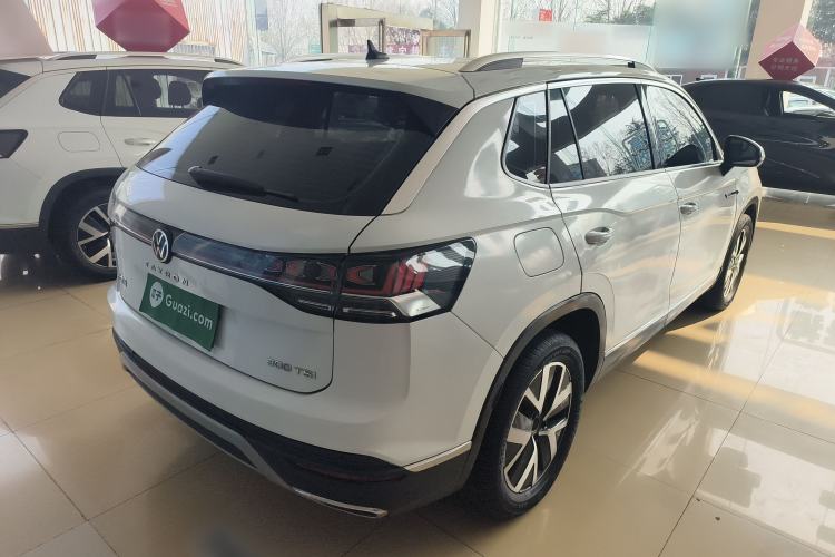 Used Volkswagen Tayron 2023 300TSI Two-Wheel-Drive Luxury Plus Advanced Edition
