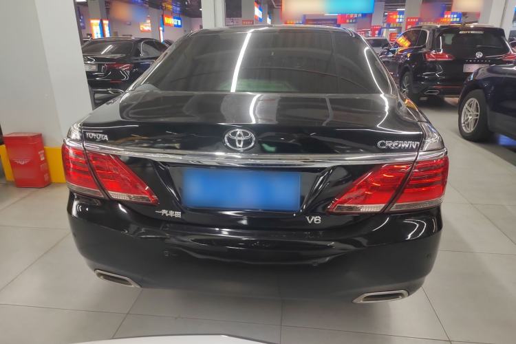 Used Toyota Crown 2012 2.5L Royal Leather Edition