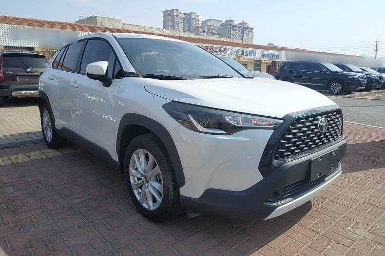 Used Toyota Corolla Cross 2023 2.0L Pioneer Edition Front Right 45 Deg