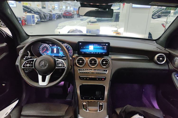 Used Mercedes-Benz GLC 2020 Facelift GLC 300 L 4MATIC Dynamic Edition
