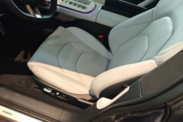 Used Xiaomi Auto SU7 2024 Four-Wheel Drive Ultra-Long Range Advanced Intelligent Driving Max Edition Left Front Seat