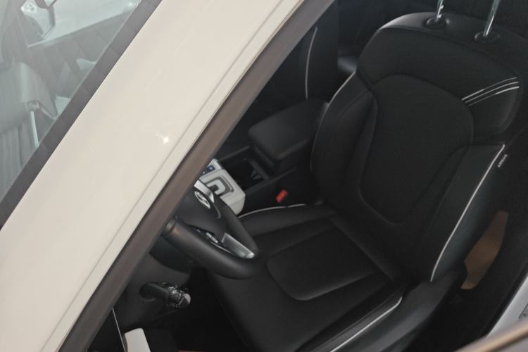 Used Hyundai ix35 2023 Musso 2.0L Deluxe Edition DLX
