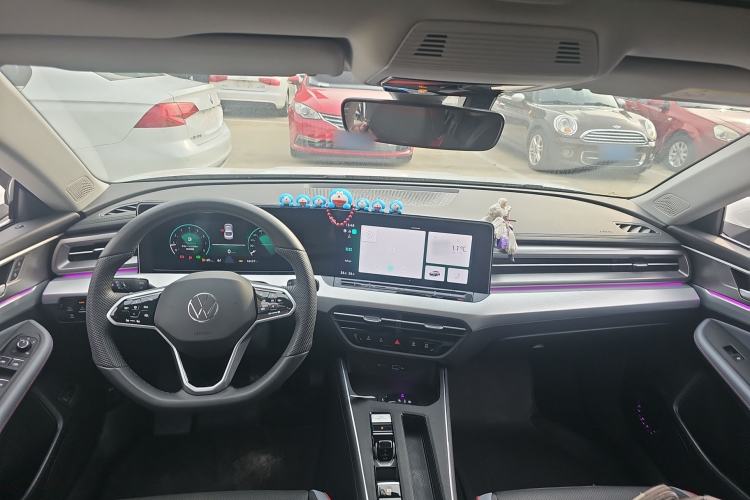 Used Volkswagen Lamando 2024 Lavida L 280TSI DSG Cool & Spicy Edition Center Console