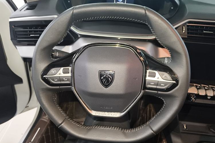 Used Peugeot 408 2022 1.6T Light-Chasing Edition Steering Wheel