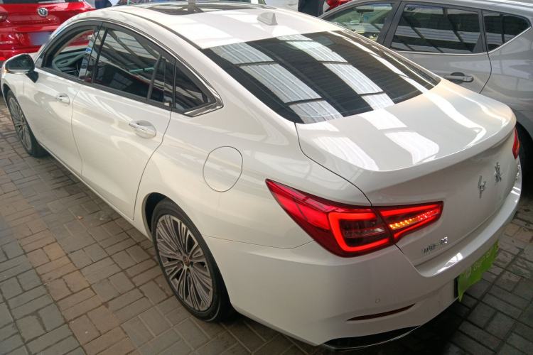 Used Hongqi H5 2022 Classic Model Facelift 1.8T Automatic Smart Connect Flagship Edition
