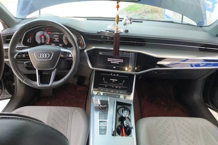 Used Audi A6L 2022 40 TFSI Luxury Dynamic Model Center Console