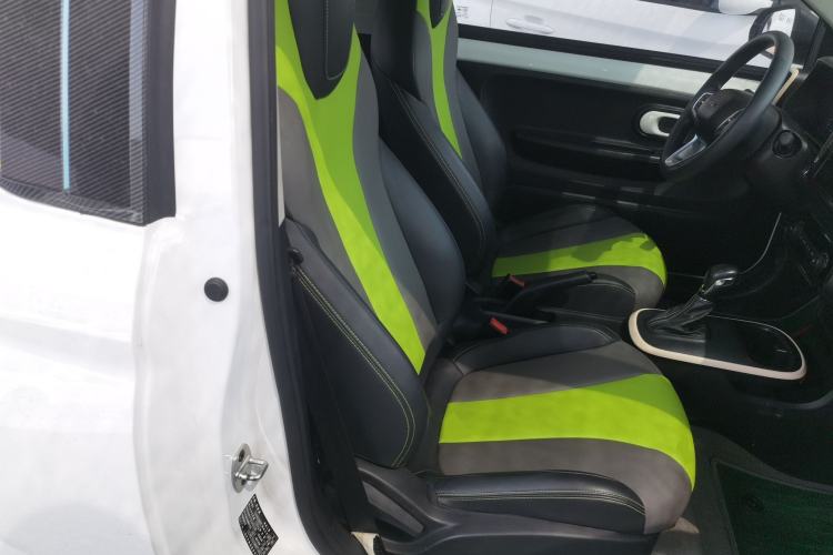 Used Roewe Clever 2021 302km All-Round Version Right Front Seat