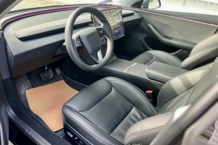 Used Tesla Model 3 2023 Rear-Wheel-Drive Version
