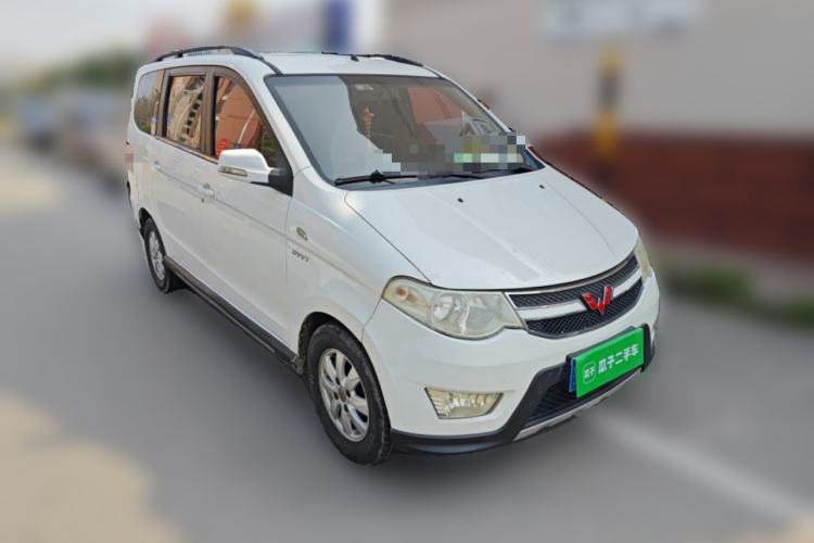 Used Wuling Hongguang 2014 1.5L Base Version Front Right 45 Deg
