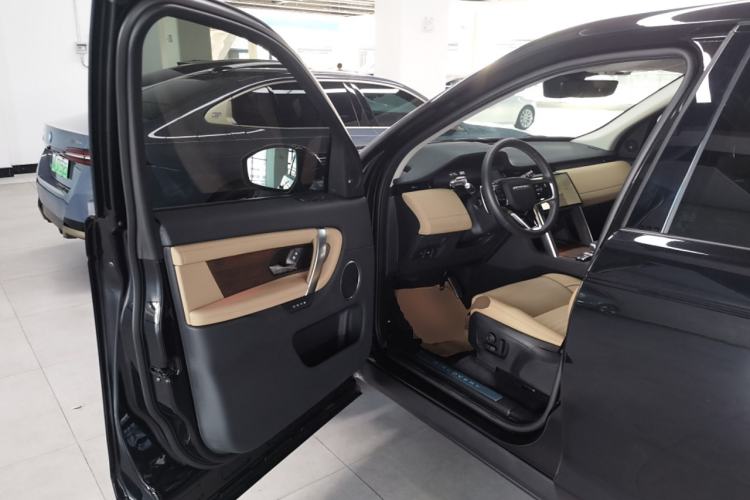 Used Land Rover Discovery Sport New Energy 2023 1.5T P300e Plug-in Hybrid Electric Version Driver Seat