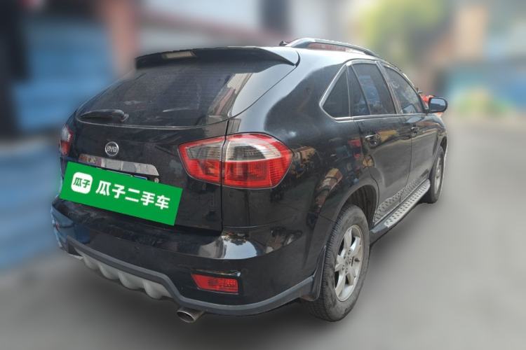 Used BYD S6 2011 2.4L Automatic Luxury Edition