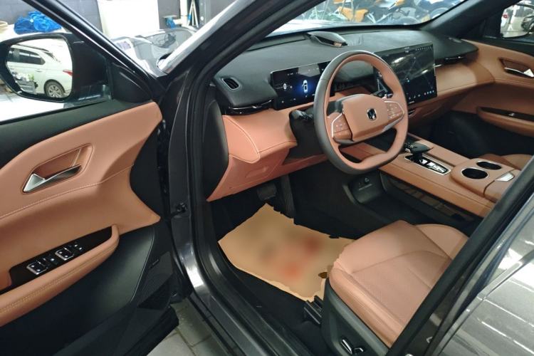 Used CHANGAN UNI-Z 2025 1.5T Premium Edition Driver Seat