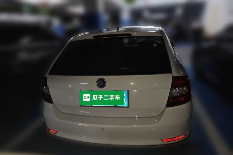 Used Skoda Rapid Spaceback 2016 1.6L Manual Trend Edition
