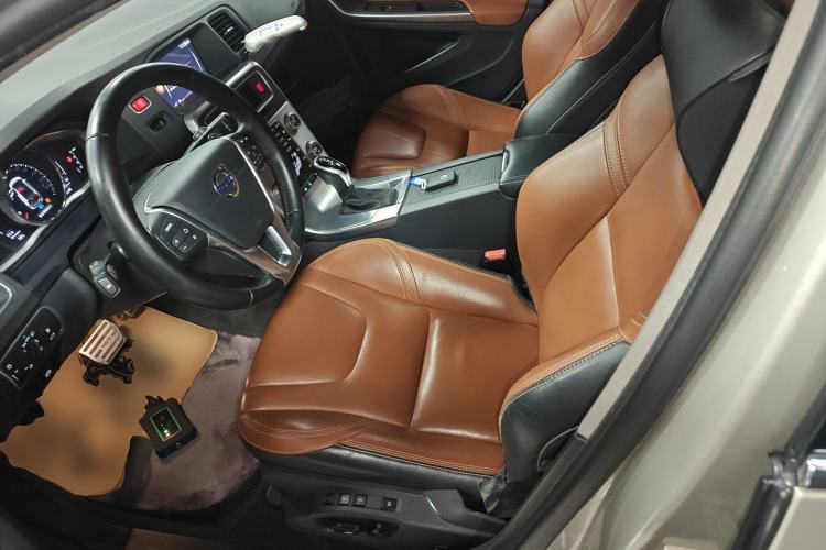 Used Volvo V60 2017 T5 Zhiya Edition China V Standard Left Front Seat