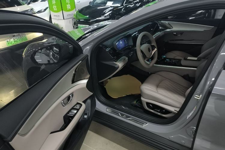 Used BYD Han 2025 DM-i Smart Drive 125KM Elite Model
