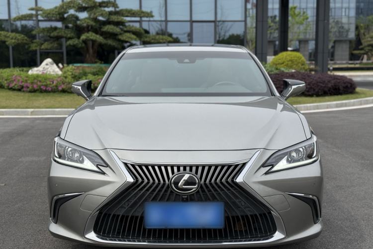 Used Lexus ES 2020 200 Luxury Edition
