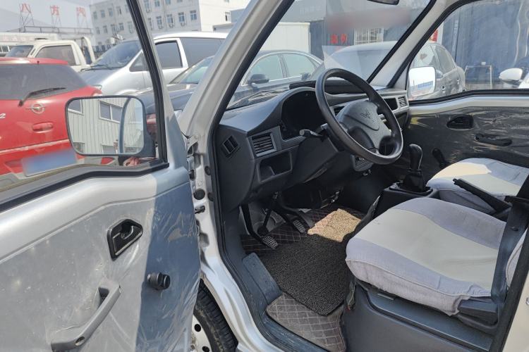 Used Wuling Zhiguang Small Truck 2020 1.2L Double Cab