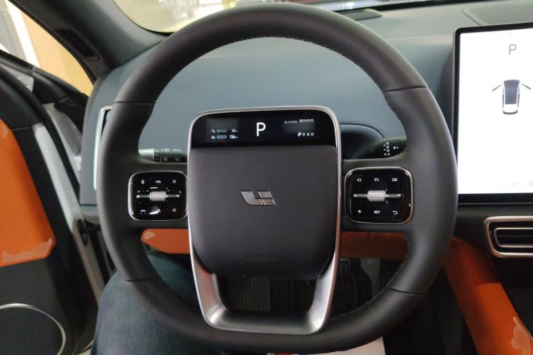 Used Li Auto L6 2025 Pro Smart Refresh Edition
