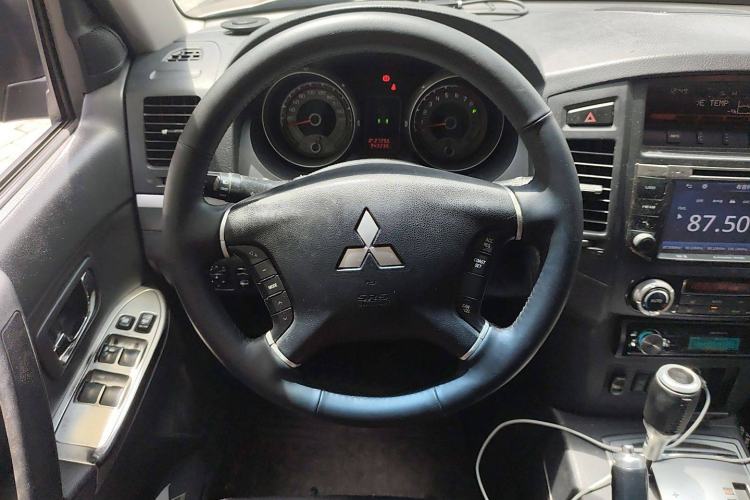 Used Mitsubishi Pajero 2012 3.0L Elite Edition