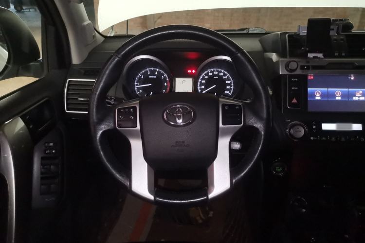 Used Toyota Prado 2016 2.7L Automatic Luxury Edition
