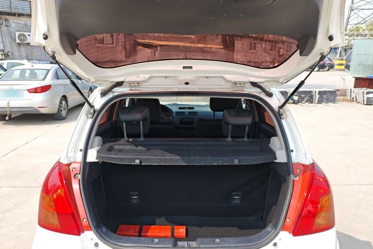 Used Suzuki Swift 2014 1.3L Manual Standard Edition