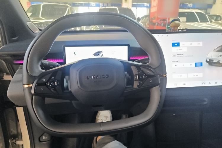 Used Lynk & Co Z20 2025 530 km Range Rear-Wheel Drive Pro
