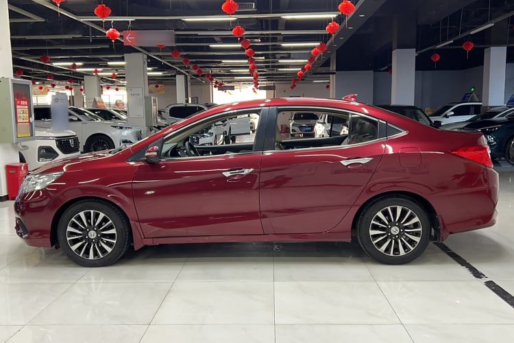 Used Honda Crider 2013 1.8L automatic luxury edition
