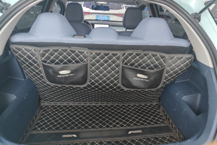 Used Geometry E Firefly 2023 401KM Linglong Tiger 5-Seater Trunk