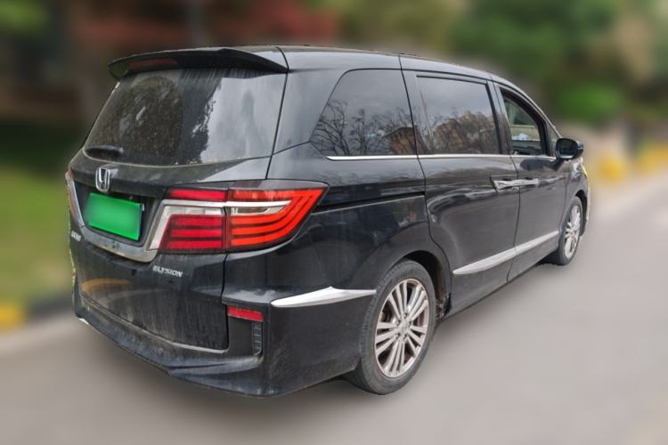 Used Honda Elysion 2016 2.4L Luxury Edition
