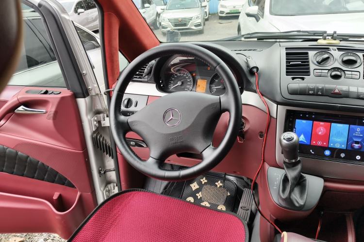 Used Mercedes-Benz Vito 2013 3.0L Elite Edition Steering Wheel