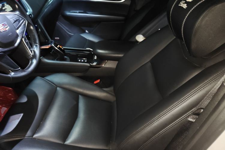 Used Cadillac XT5 2018 28T Four-Wheel Drive Tech Model
