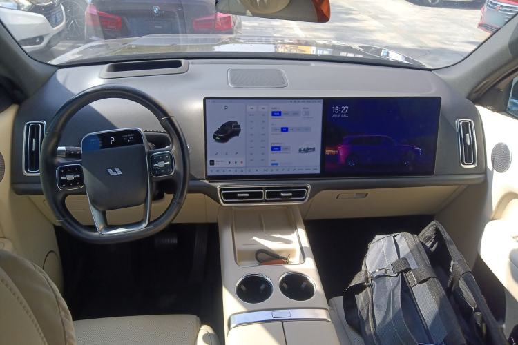 Used Li Auto L9 2023 Pro Model Center Console