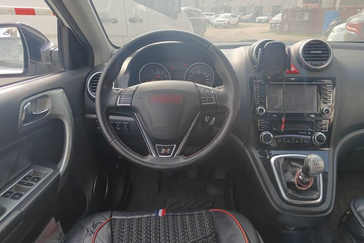 Used Haval H6 2013 Upgraded Model 1.5T Manual Two-Wheel Drive Elite Version