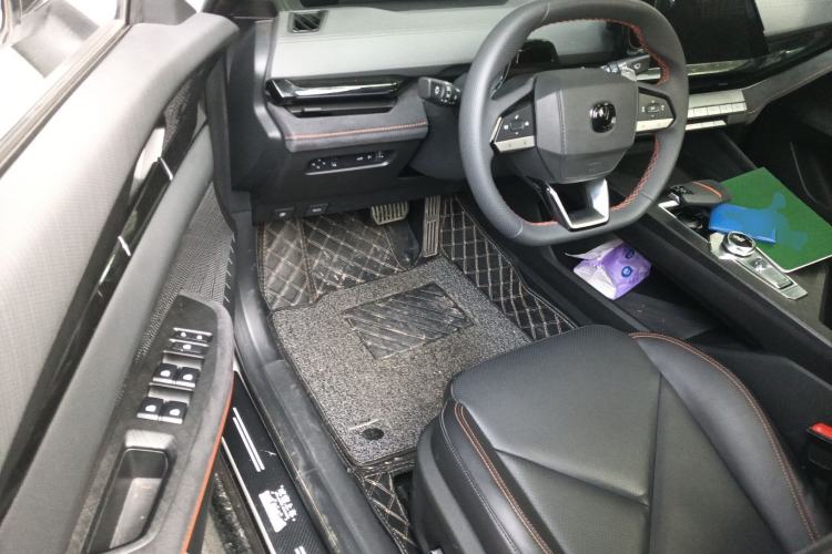 Used CHANGAN UNI-V 2022 1.5T Sport Edition