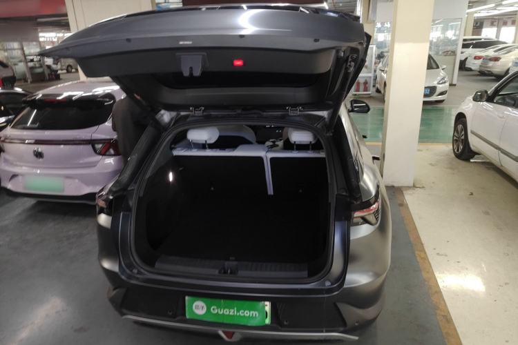 Used ARCFOX Alpha T5 2024 520 PRO Trunk