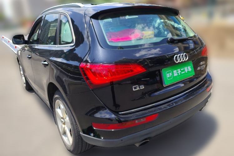 Used Audi Q5 2017 Plus 40 TFSI Ambition Model
