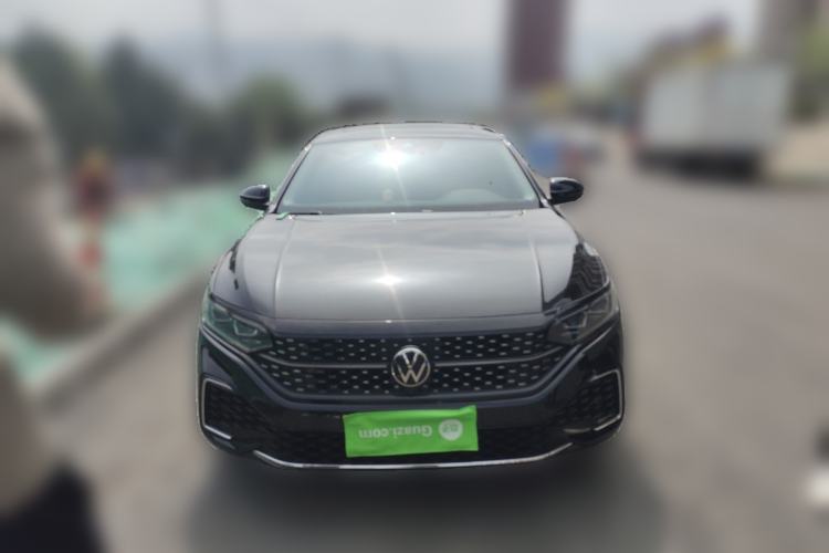 Used Volkswagen Passat 2023 Restyled 330TSI Starry Luxury Edition
