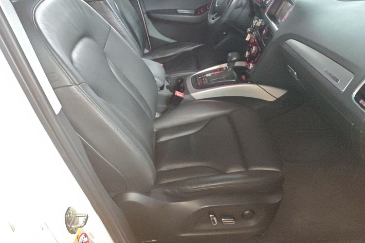 Used Audi Q5 2015 40 TFSI Technology Edition
