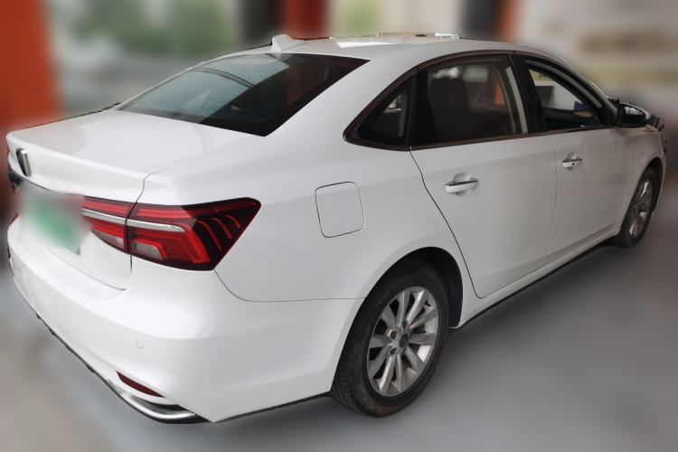 Used Roewe i6 New Energy 2017 45T Hybrid Connect & Smart Enjoyment Edition