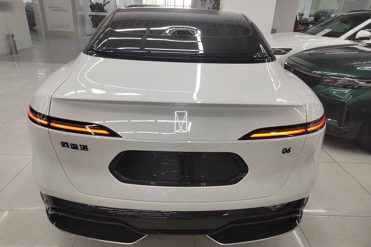 Used Avatr 06 2025 Max All-Electric Version