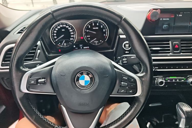 Used BMW 1 Series 2018 118i Sport Edition Steering Wheel