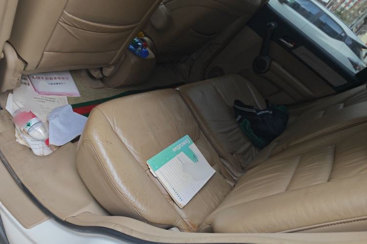 Used Honda CR-V 2010 2.4L automatic four-wheel drive luxury version Left Rear Seat