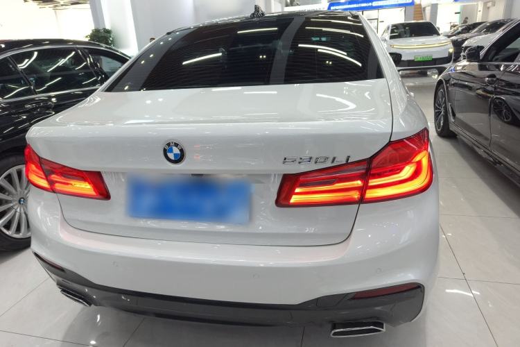 Used BMW 5 Series 2019 Facelifted 530Li Leading Edition M Sport Package