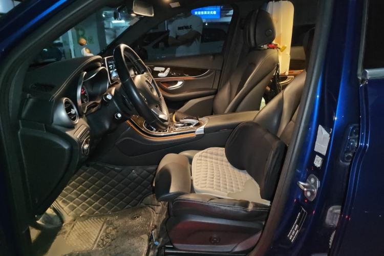 Used Mercedes-Benz GLC 2019 GLC 260 L 4MATIC Dynamic Model
