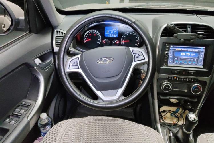 Used Chery Tiggo 3 2015 1.6L Manual Zhishang Sport Edition
