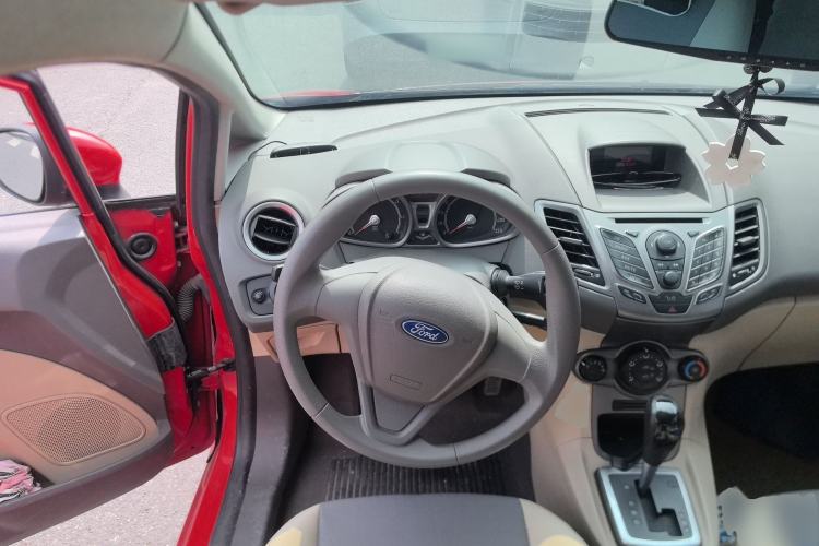 Used Ford Fiesta 2011 Hatchback 1.5L Automatic Fashion Edition